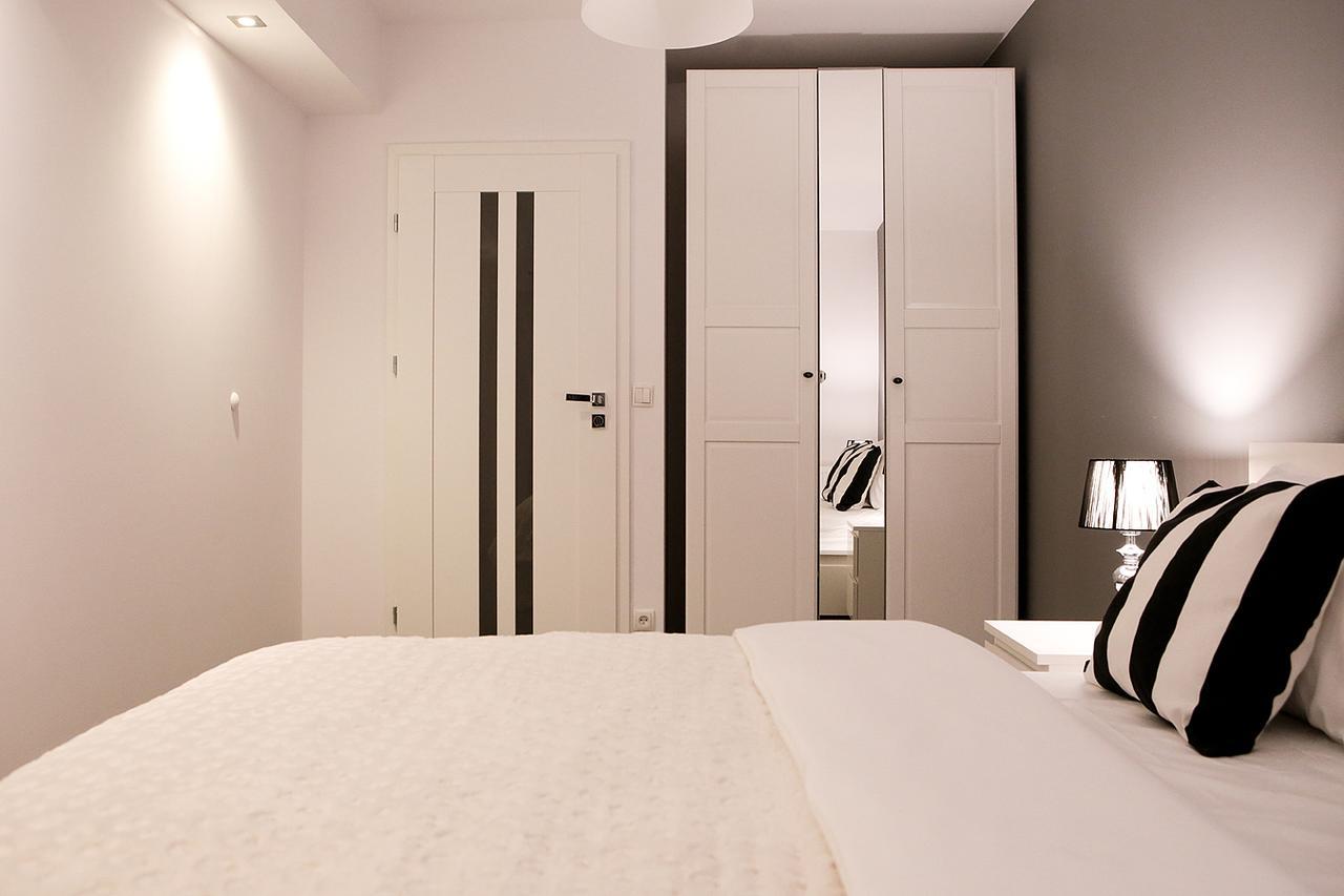 Super Apartment Poznan Ngoại thất bức ảnh