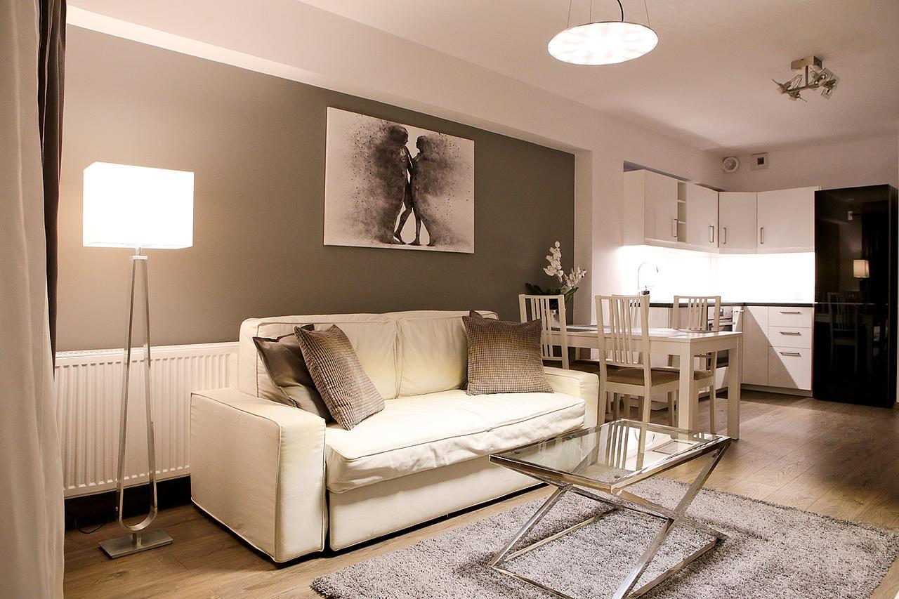 Super Apartment Poznan Ngoại thất bức ảnh