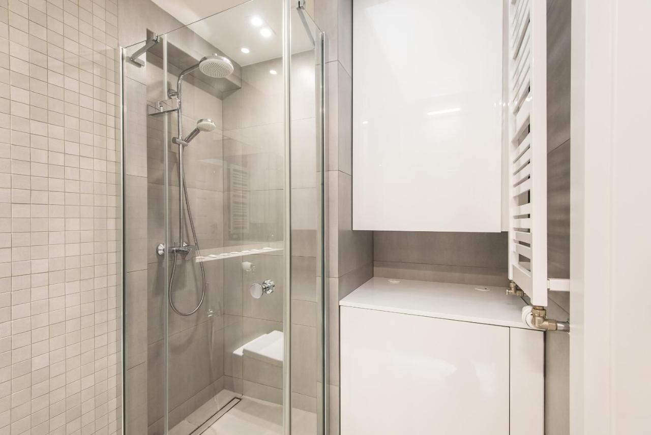 Super Apartment Poznan Ngoại thất bức ảnh