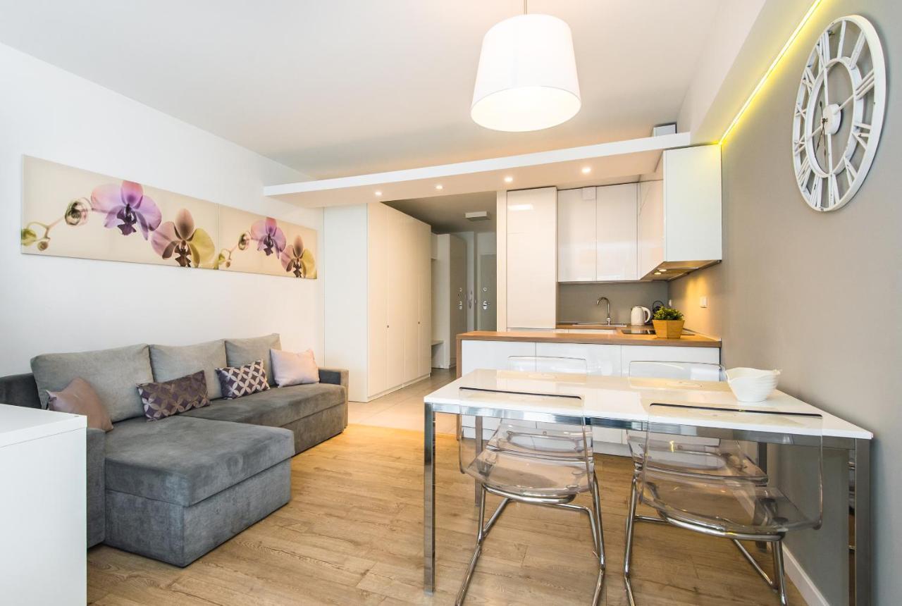 Super Apartment Poznan Ngoại thất bức ảnh