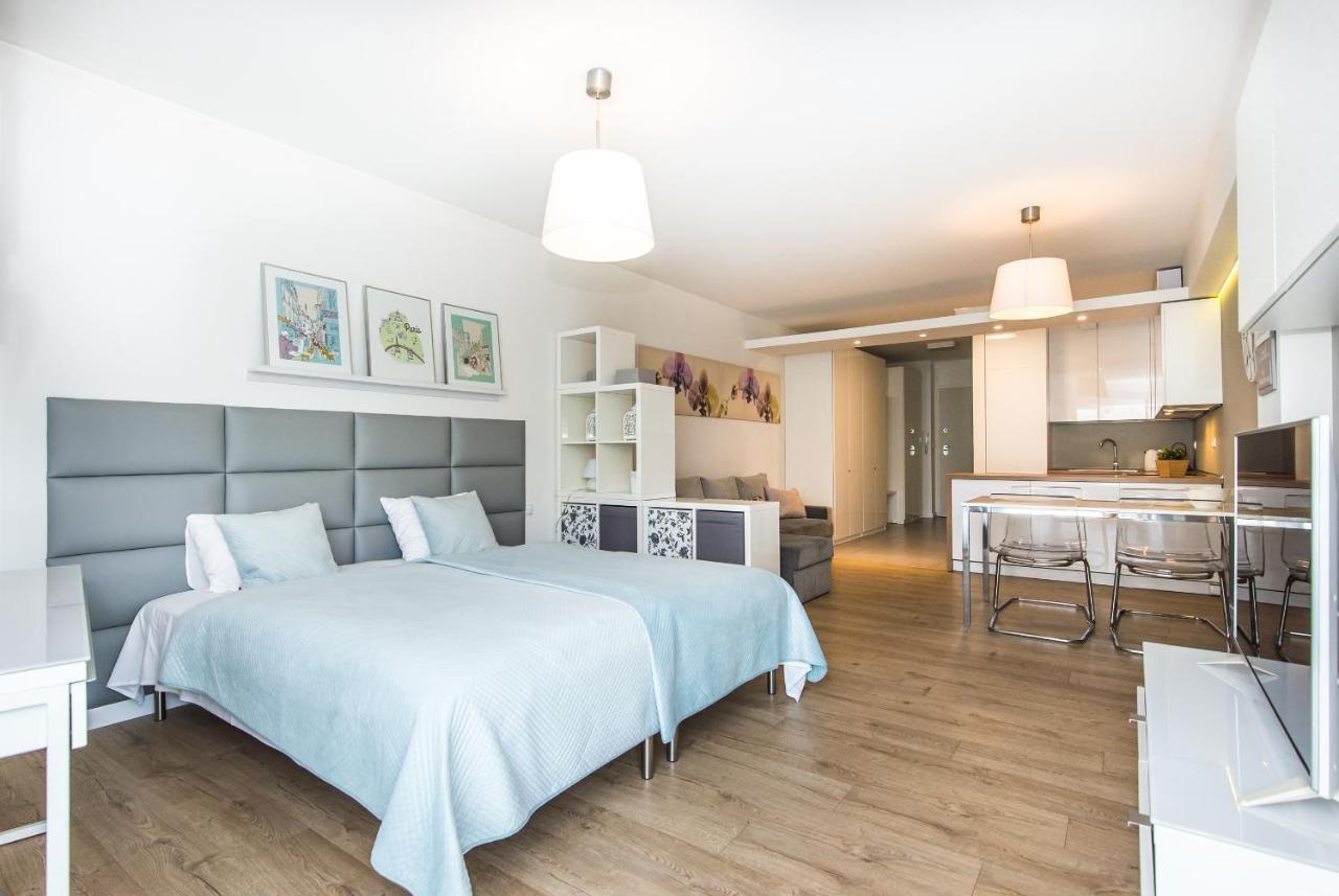 Super Apartment Poznan Ngoại thất bức ảnh