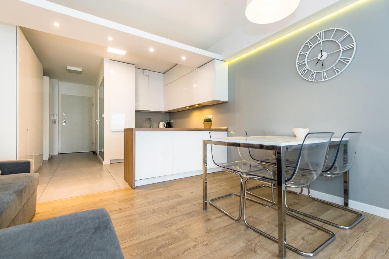 Super Apartment Poznan Ngoại thất bức ảnh
