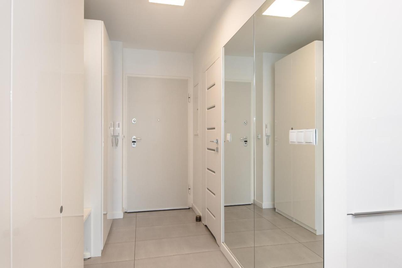 Super Apartment Poznan Ngoại thất bức ảnh