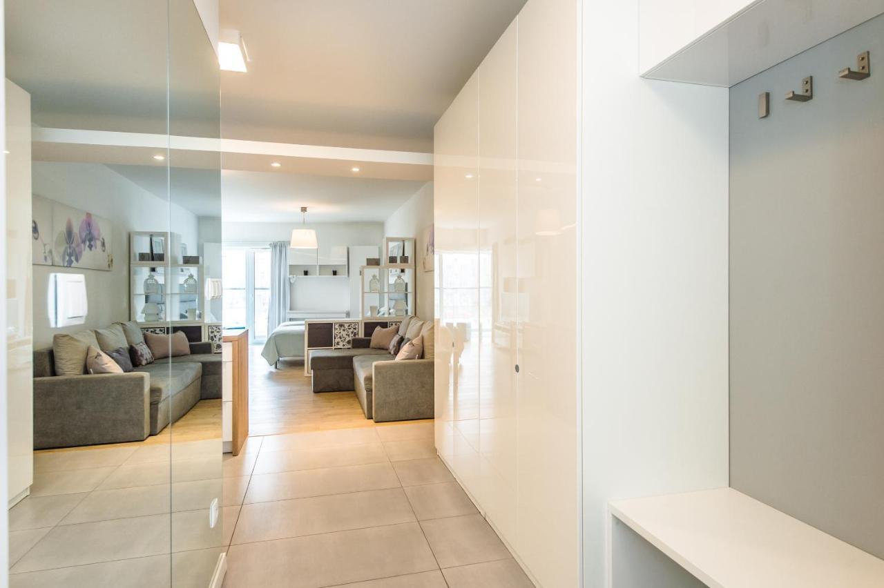 Super Apartment Poznan Ngoại thất bức ảnh